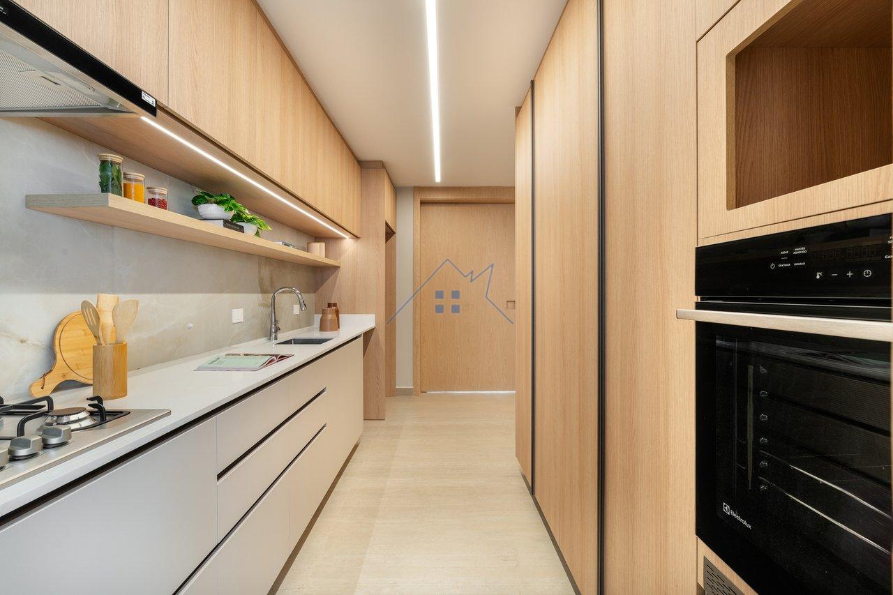 Apartamento Reformado no Jardim Paulista 170m² 3 dorm 1 suíte 1 vaga Alameda Joaquim Eugênio de Lima São Paulo - 
