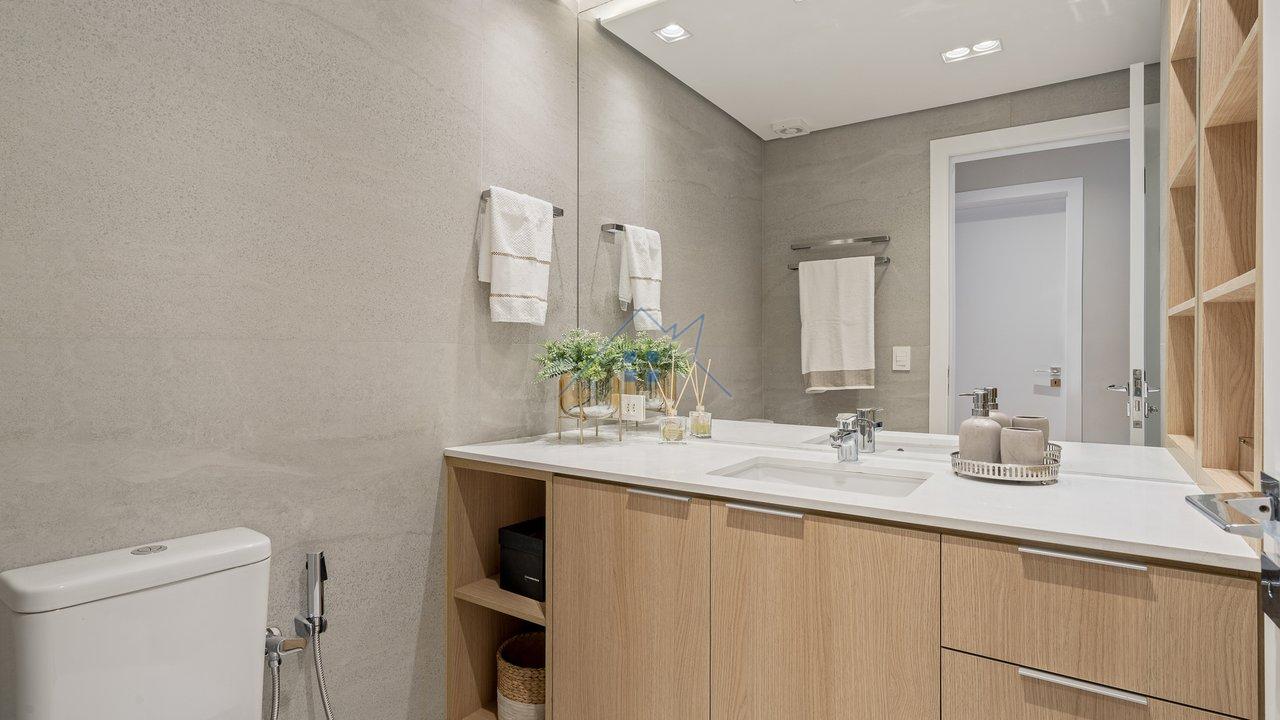 Apartamento na Vila Nova Conceição com 130m² 2 dorm 1 suíte 1 vaga Rua Domingos Fernandes São Paulo - 