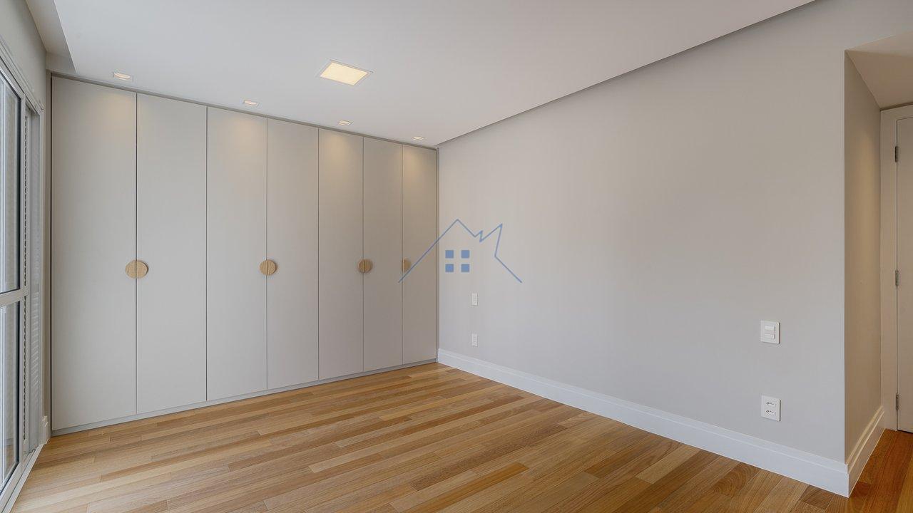 Apartamento na Vila Nova Conceição com 130m² 2 dorm 1 suíte 1 vaga Rua Domingos Fernandes São Paulo - 