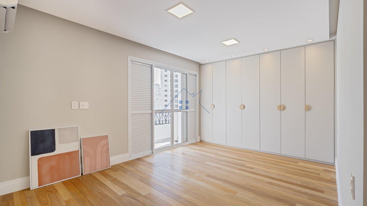 Apartamento na Vila Nova Conceição com 130m² 2 dorm 1 suíte 1 vaga Rua Domingos Fernandes São Paulo - 