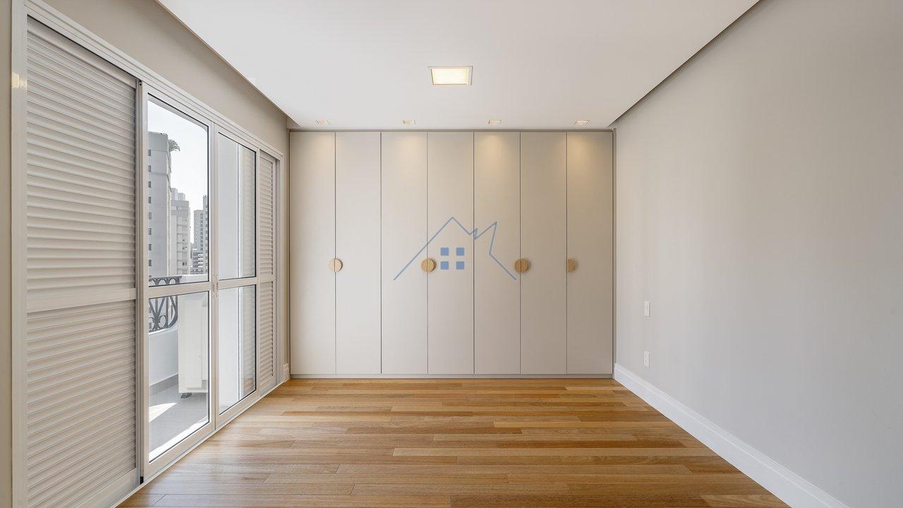 Apartamento na Vila Nova Conceição com 130m² 2 dorm 1 suíte 1 vaga Rua Domingos Fernandes São Paulo - 