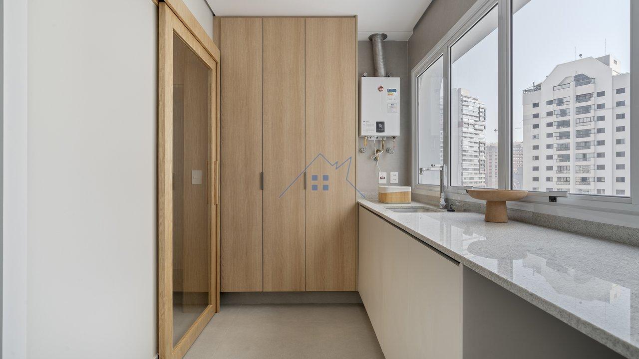 Apartamento na Vila Nova Conceição com 130m² 2 dorm 1 suíte 1 vaga Rua Domingos Fernandes São Paulo - 
