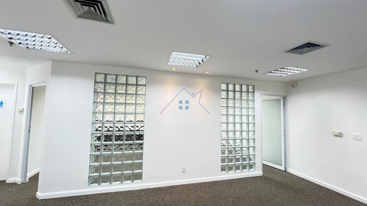 Conjunto Comercial 180m² no Campo Belo Rua Vieira de Morais São Paulo - 