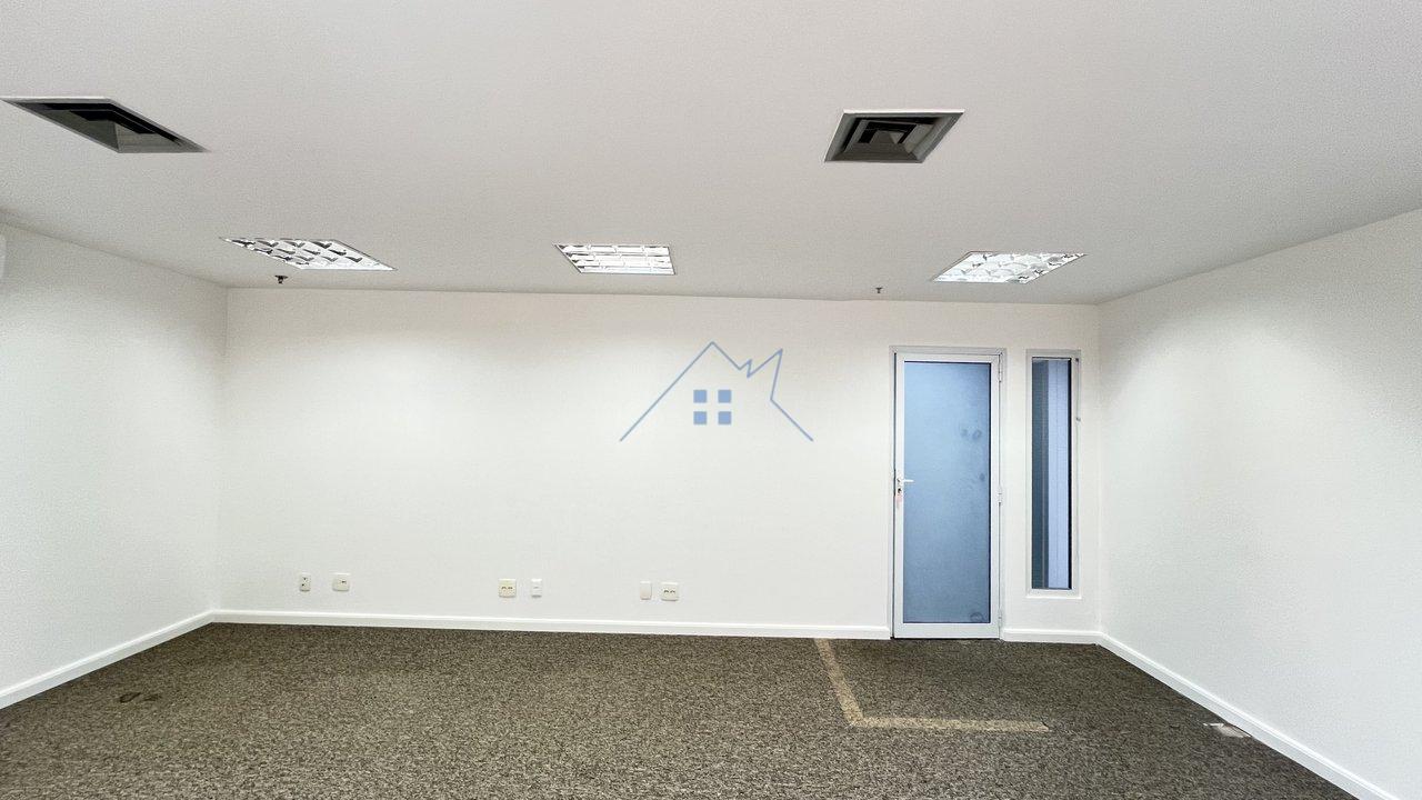 Conjunto Comercial 180m² no Campo Belo Rua Vieira de Morais São Paulo - 