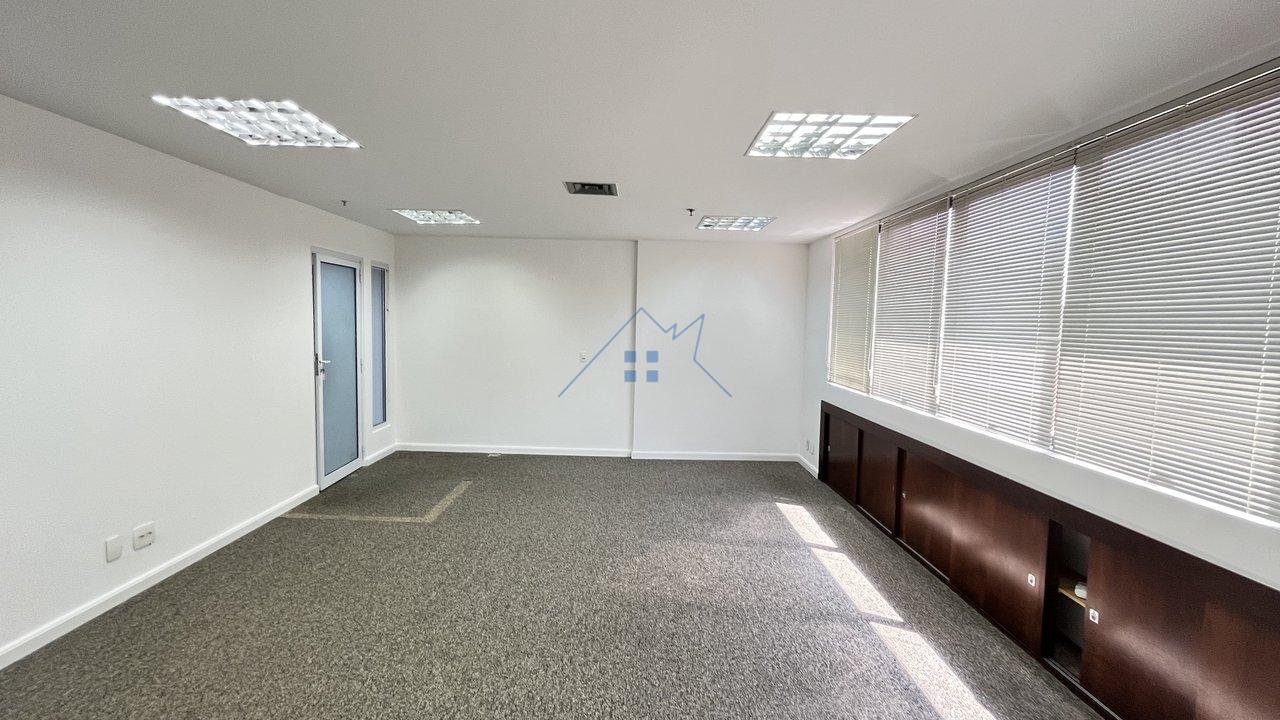 Conjunto Comercial 180m² no Campo Belo Rua Vieira de Morais São Paulo - 