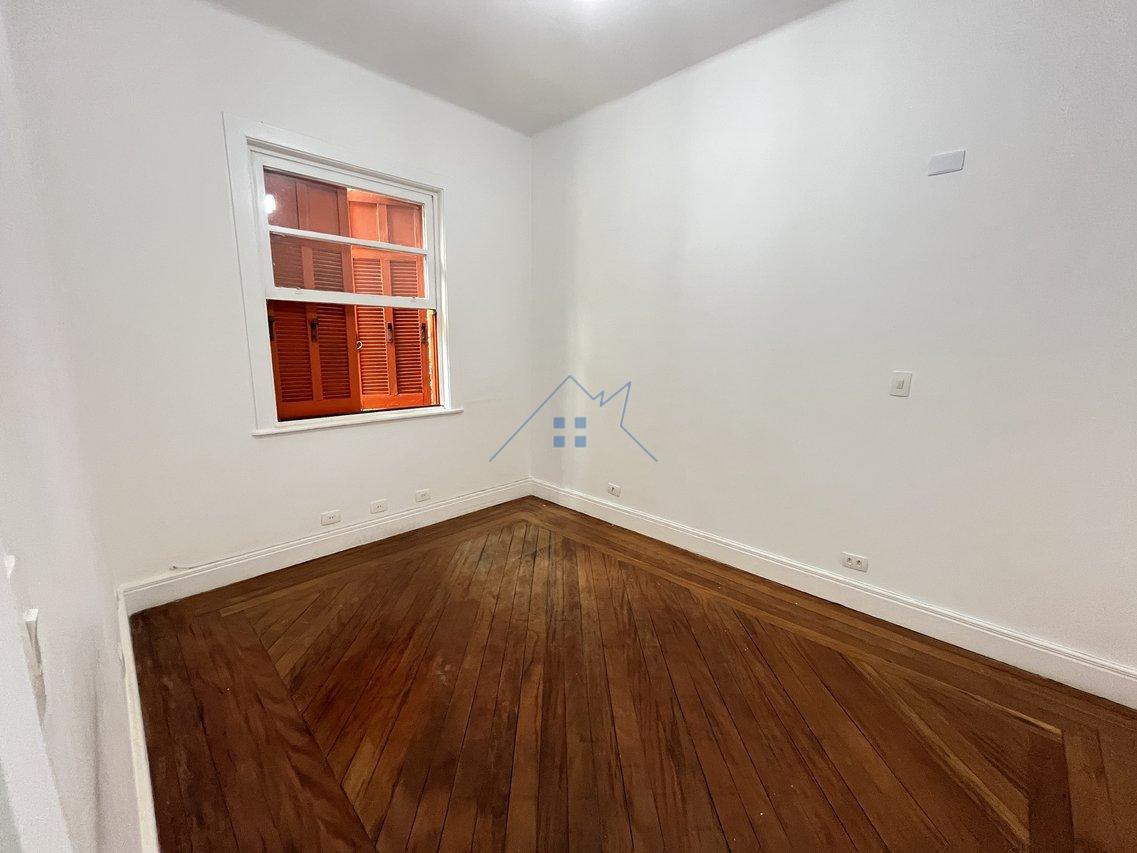 Casa Comercial em Vila Tombada em Higienópolis Rua Piauí São Paulo - 