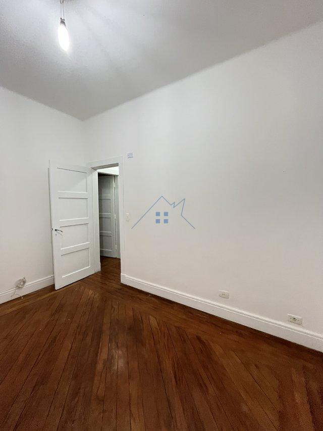 Casa Comercial em Vila Tombada em Higienópolis Rua Piauí São Paulo - 