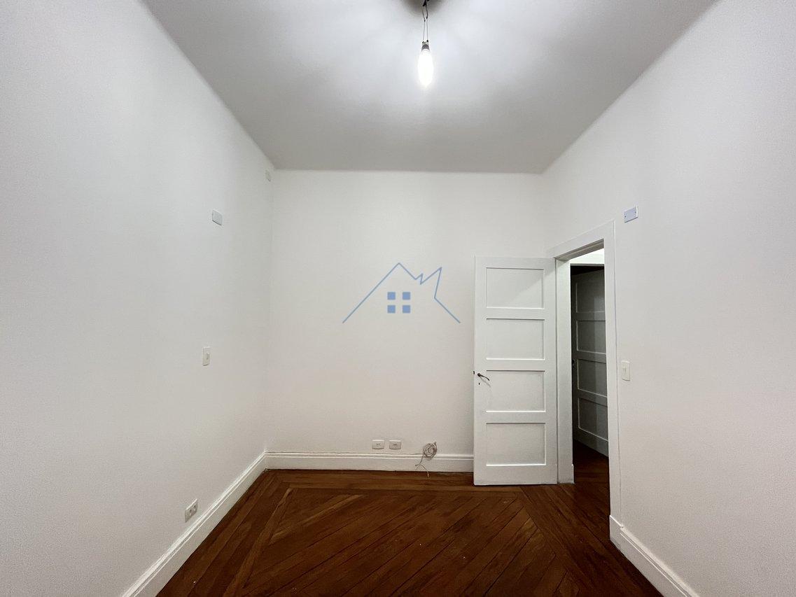 Casa Comercial em Vila Tombada em Higienópolis Rua Piauí São Paulo - 