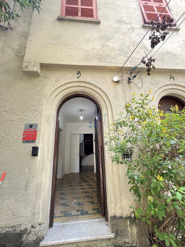 Casa Comercial em Vila Tombada em Higienópolis Rua Piauí São Paulo - 