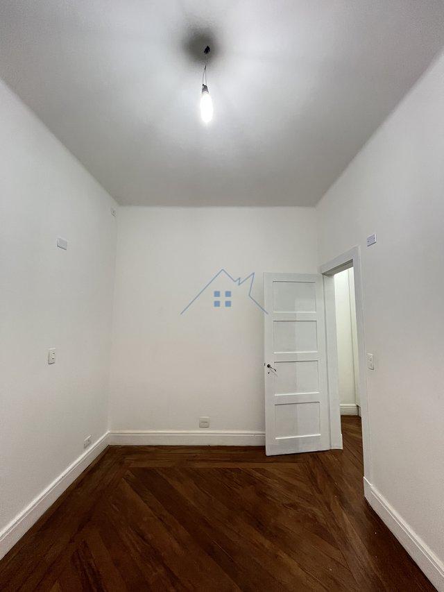Casa Comercial em Vila Tombada em Higienópolis Rua Piauí São Paulo - 