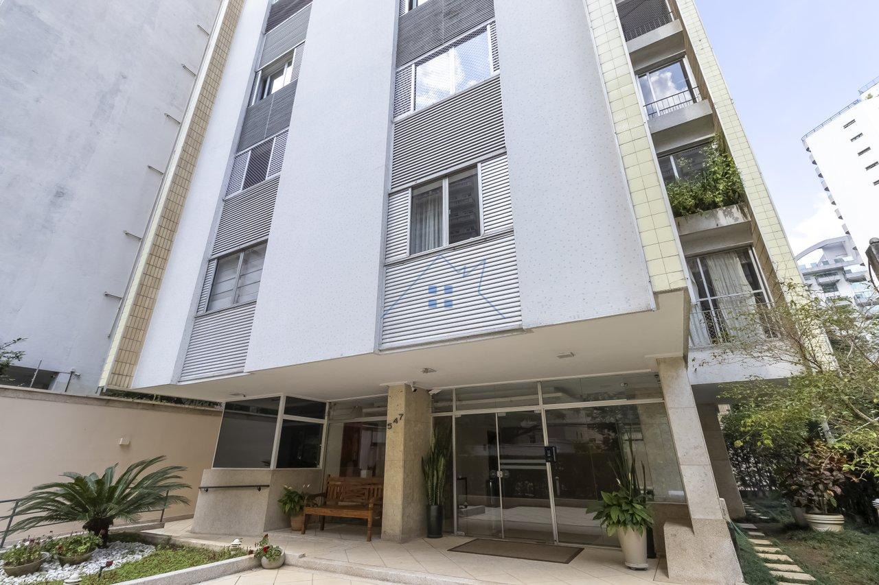 Apartamento 155m² no Paraíso 03 dorm 2 suítes 2 vagas Rua Manuel da Nóbrega São Paulo - 