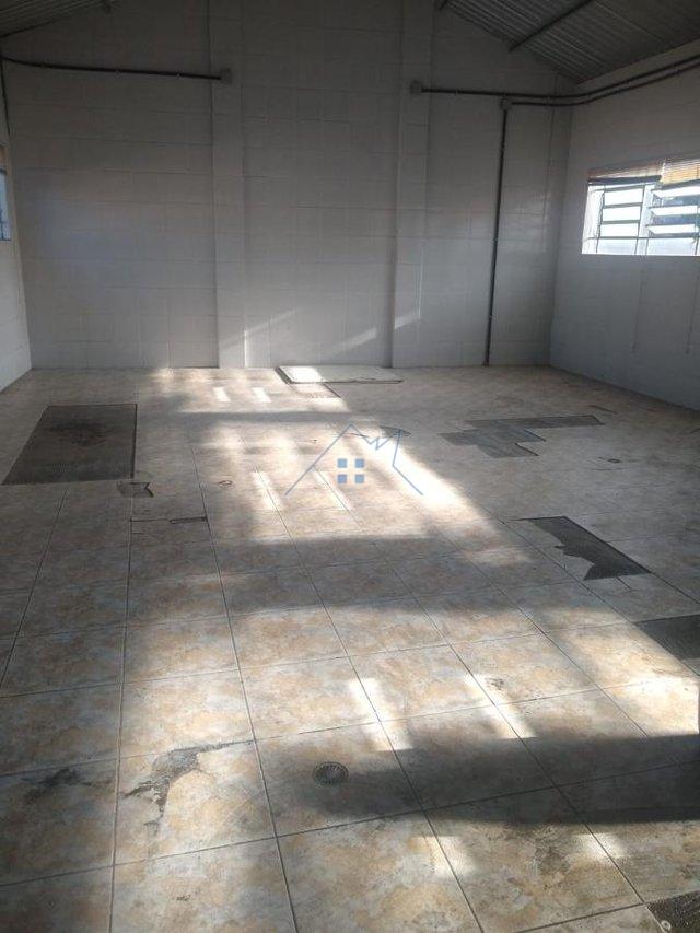 Galpão no Campo Limpo 320m² Rua Crestins São Paulo - 