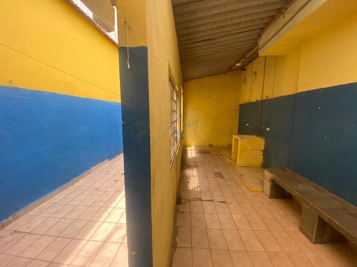 Casa no Pq dos Bancários 100m² 3 dorm 2 vagas Rua dos Gerentes São Paulo - 