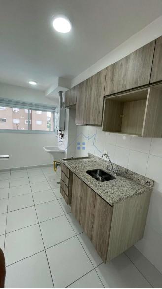 Apartamento com 60,25m² em Carapicuíba 2 dorm 1 suíte 1 vaga Rua José Sversut Carapicuíba - 
