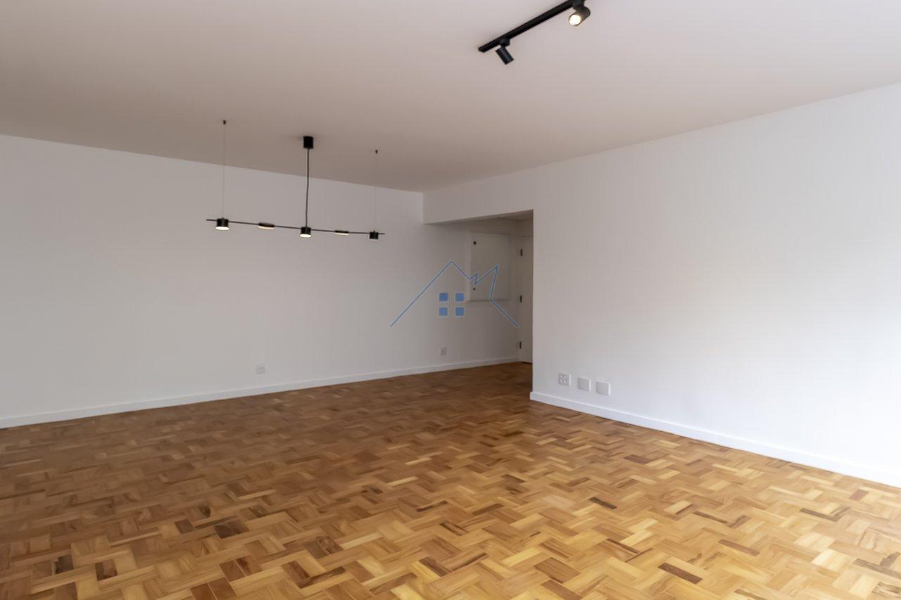 Apartamento reformado no Jardim Paulista 3 dorm 1 suíte 1 vaga Alameda Joaquim Eugênio de Lima São Paulo - 