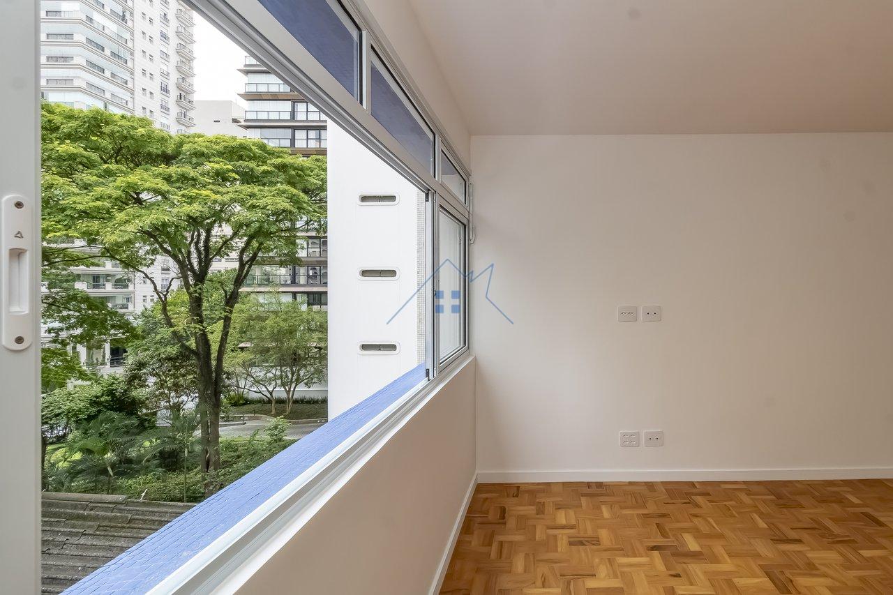 Apartamento reformado no Jardim Paulista 3 dorm 1 suíte 1 vaga Alameda Joaquim Eugênio de Lima São Paulo - 