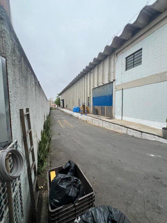 Galpão em São Bernardo 4060m² Rua Maria Cardoso da Costa São Bernardo do Campo - 