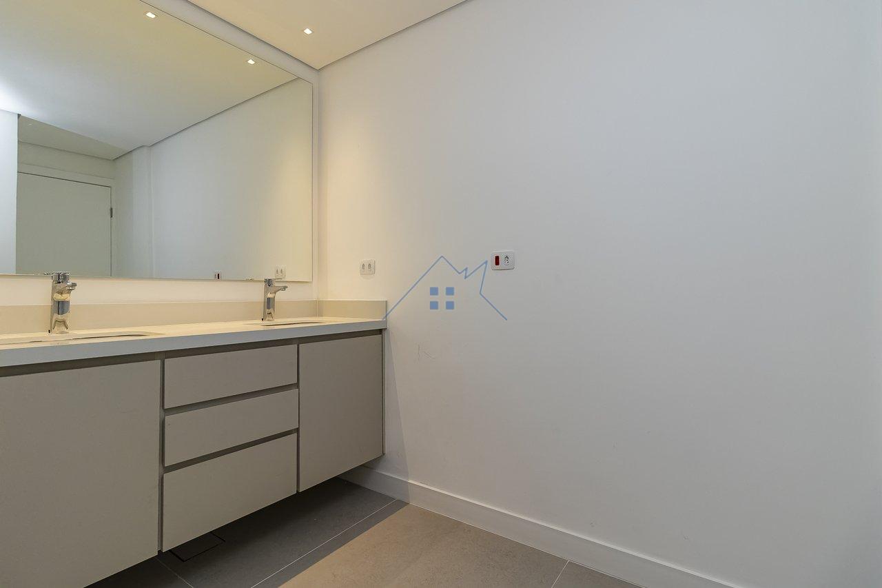 Apartamento em Higienópolis com 230m² 3 dorm 1 suíte 2 vagas Rua Maranhão São Paulo - 