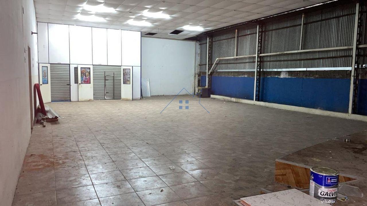 Galpão Comercial com 780m² no Cambuci Rua Barão de Jaguara São Paulo - 