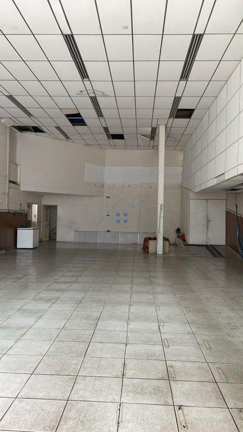 Loja no Cambuci com 600m² Avenida Lins de Vasconcelos São Paulo - 