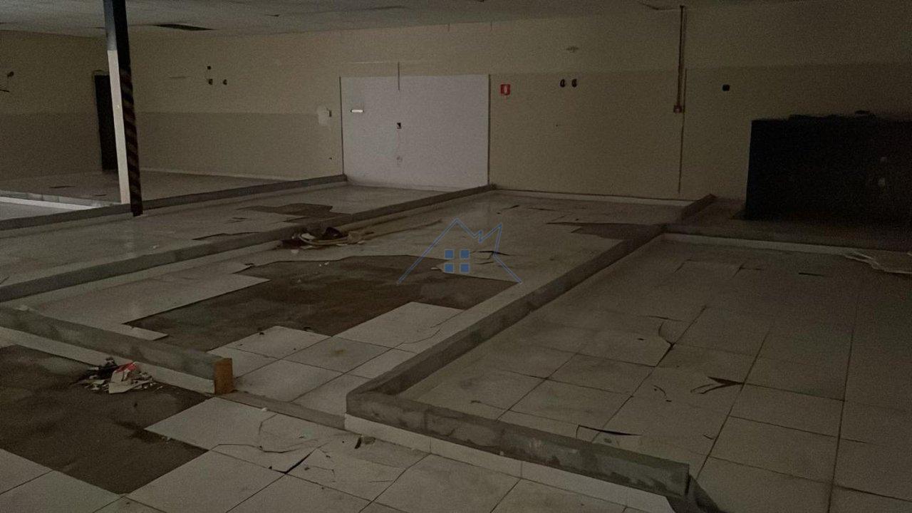 Loja no Cambuci com 600m² Avenida Lins de Vasconcelos São Paulo - 