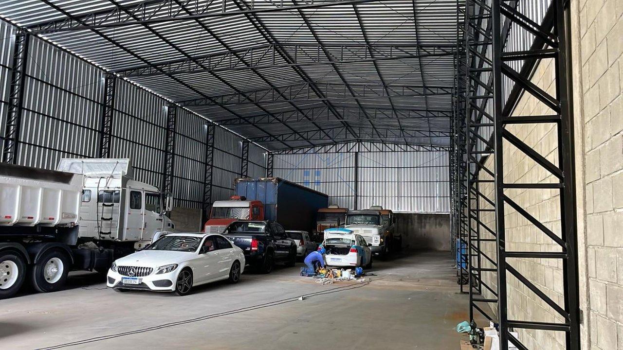 Galpão Comercial na Vila Monumento com 1320m² Avenida Teresa Cristina São Paulo - 