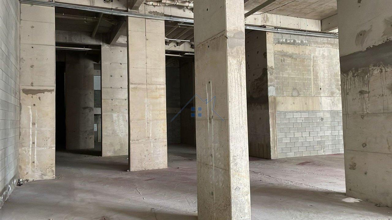 Galpão Comercial com 1000m² no Cambuci Rua Diogo Vaz São Paulo - 