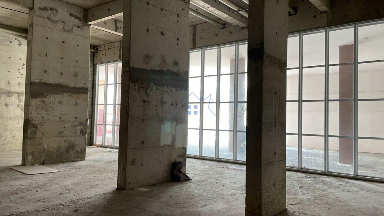 Galpão Comercial com 1000m² no Cambuci Rua Diogo Vaz São Paulo - 