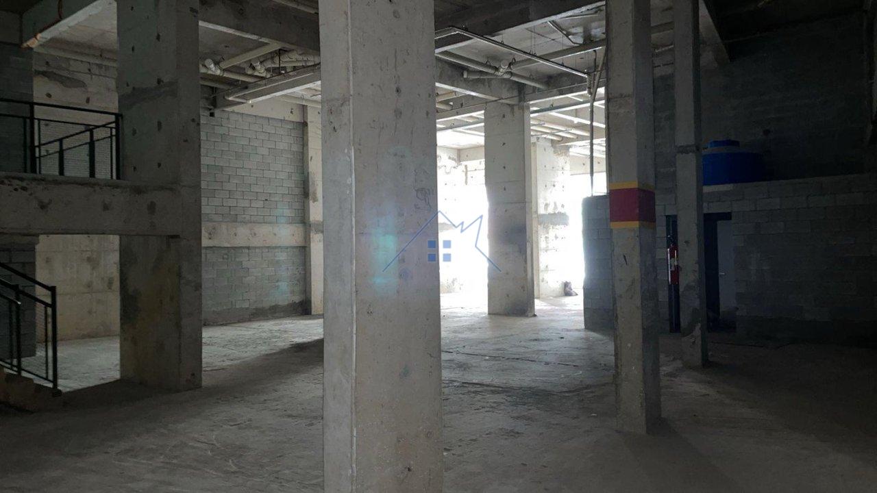 Galpão Comercial com 1000m² no Cambuci Rua Diogo Vaz São Paulo - 