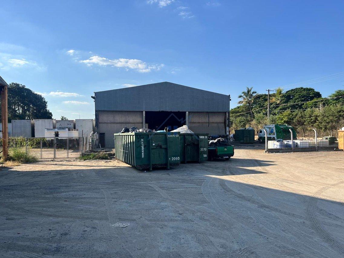 Galpão Comercial em Jundiaí 2500m² Rua Comendador Guilherme Mamprim Louveira - 