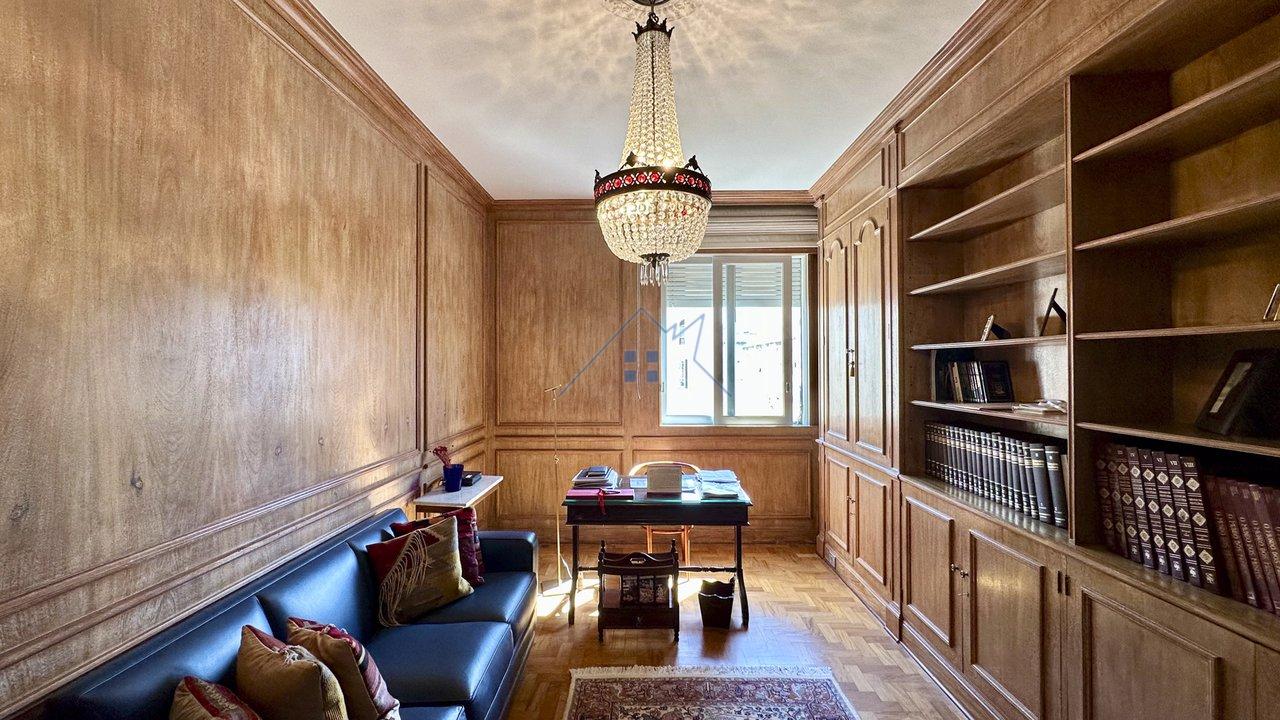 Apartamento 380m² no Jardim América 3 dorm 2 suítes 3 vagas Rua Cristóvão Diniz São Paulo - 