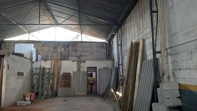 Imóvel Comercial na Vila Moraes com 450m² Rua Batuíra São Paulo - 