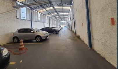 Imóvel Comercial com 400m² na Vila Moinho Velho Rua do Reno São Paulo - 