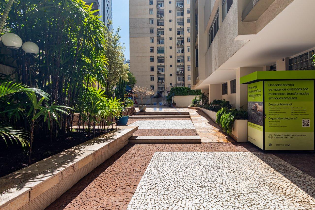 Apartamento com 129m² na Santa Cecília 3 dorm 1 suíte 1 vaga Rua Doutor Albuquerque Lins São Paulo - 