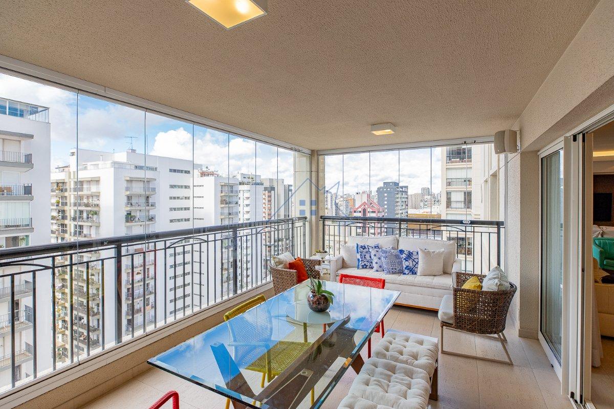 Apartamento 210m² em Moema 3 suítes 3 vagas Rua Juquis São Paulo - 