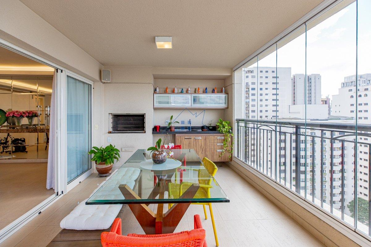 Apartamento 210m² em Moema 3 suítes 3 vagas Rua Juquis São Paulo - 