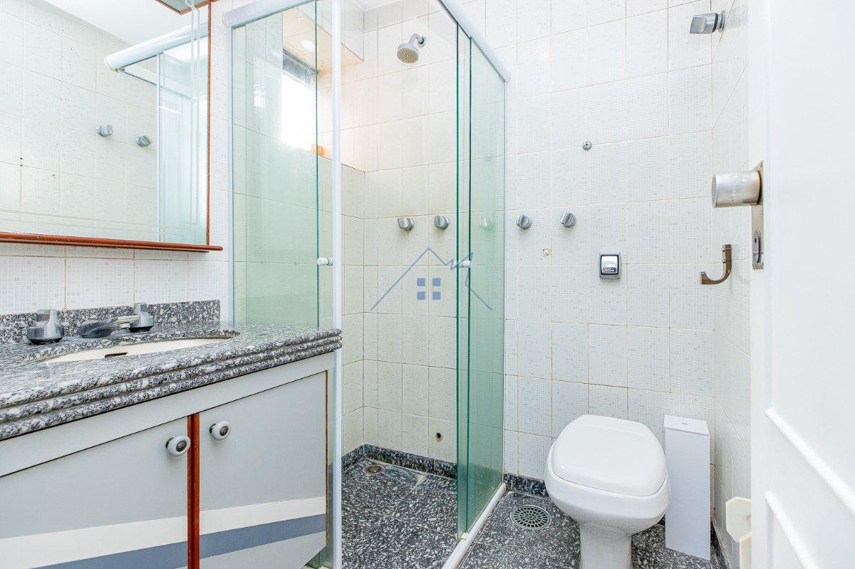 Apartamento 194m² na Chácara Santo Antônio 4 dorm 3 suítes 4 vagas Rua Fernandes Moreira São Paulo - 