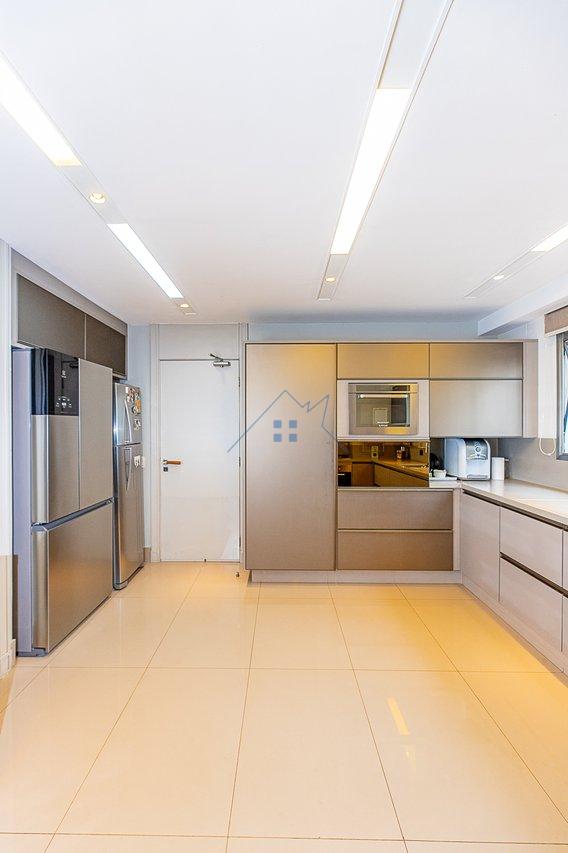 Apartamento 485m² no Campo Belo 3 suítes 5 vagas Rua Zacarias de Gois São Paulo - 