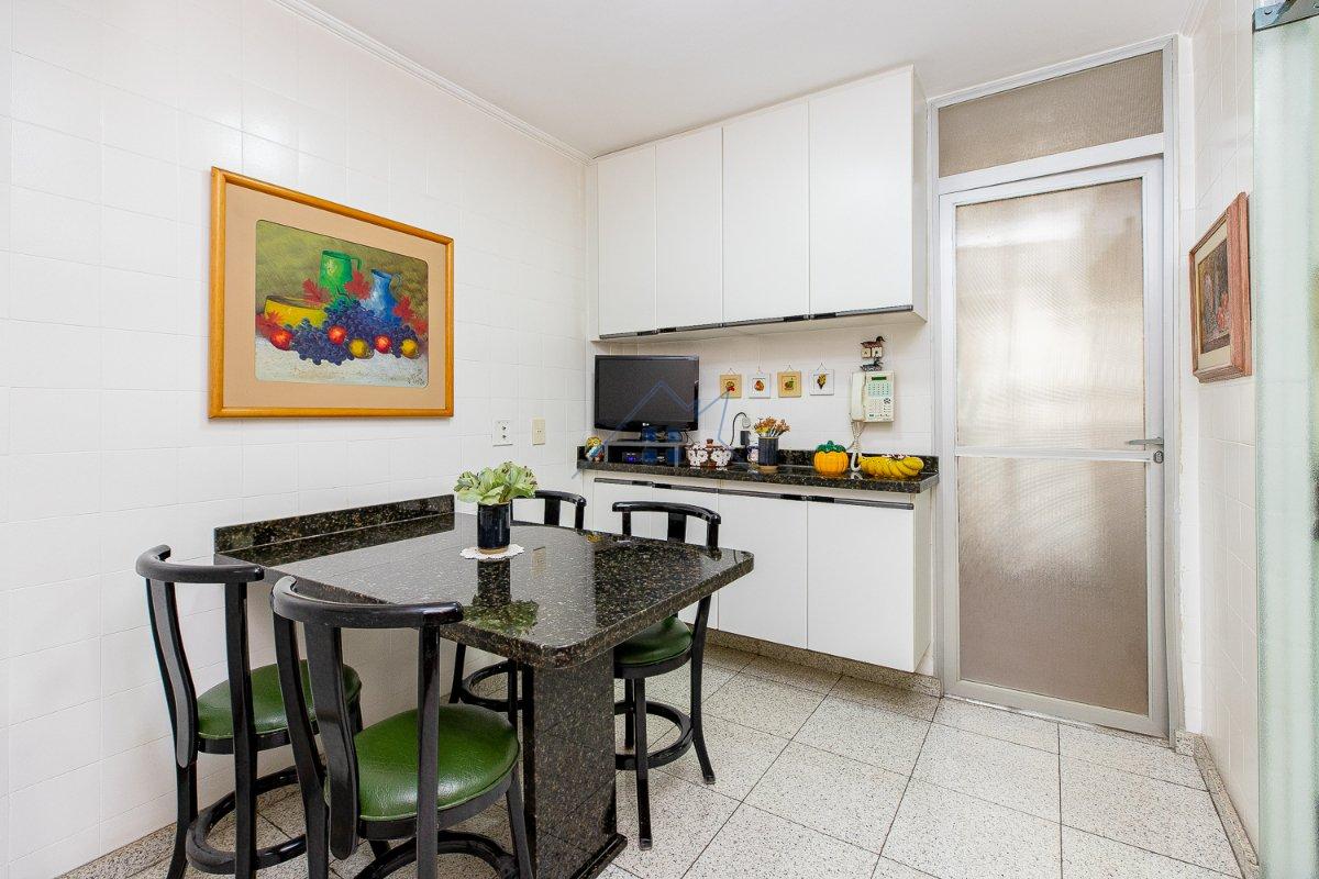Apartamento 223m² no Jardim Paulista 3 dorm 2 suítes 2 vagas Alameda Itu São Paulo - 