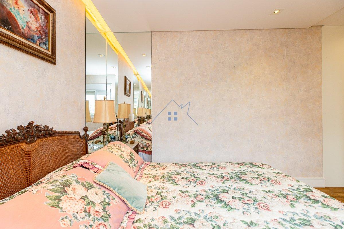 Apartamento 151m² no Campo Belo 3 suítes 3 vagas Rua República do Iraque São Paulo - 
