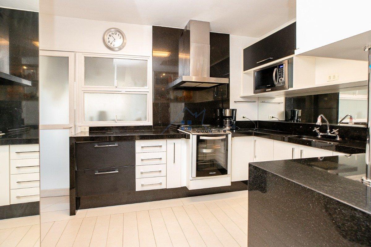 Apartamento 162m² em Moema 3 suítes 3 vagas Avenida Jandira São Paulo - 
