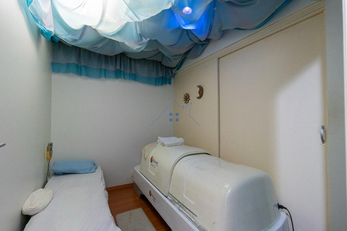 Casa em Indianópolis com 180m² 4 dorm Rua Lydia Simões Cabral São Paulo - 