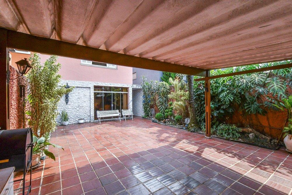 Casa com 199m² em Indianópolis 3 dorm 1 suíte 4 vagas Avenida Iraí São Paulo - 