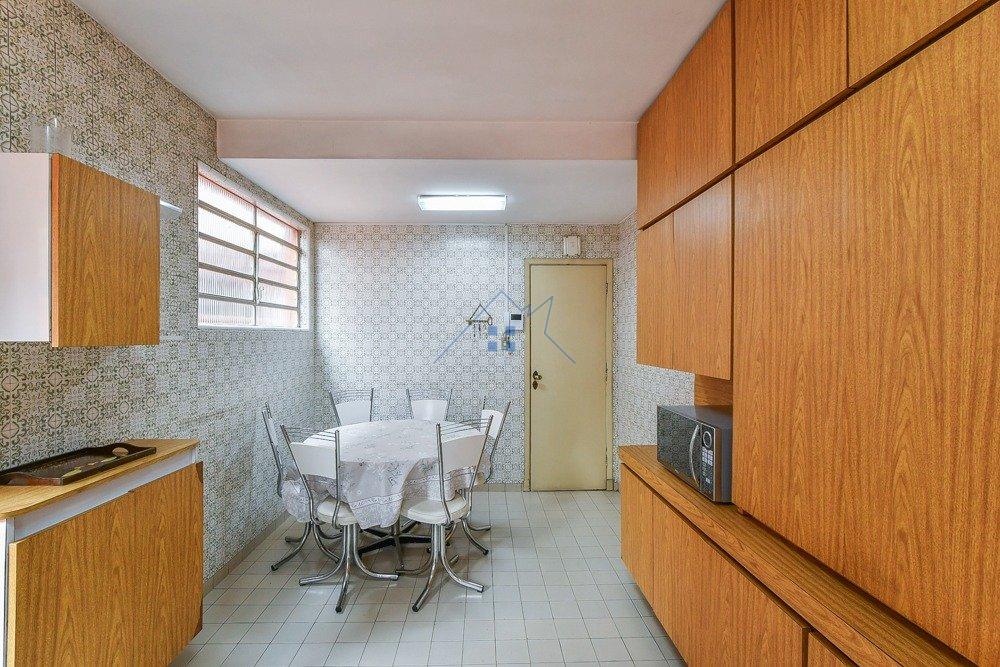 Casa com 199m² em Indianópolis 3 dorm 1 suíte 4 vagas Avenida Iraí São Paulo - 