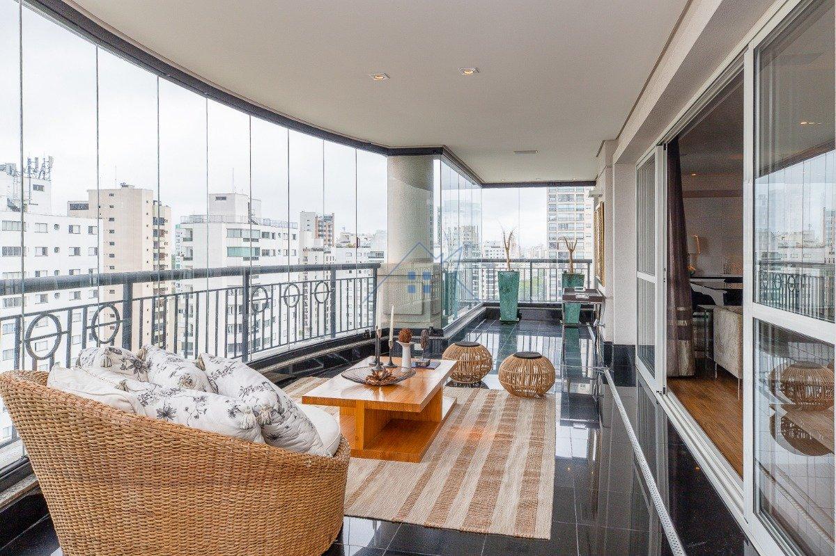 Apartamento 300m² no Planalto Paulista 4 suítes 5 vagas Alameda dos Tupiniquins São Paulo - 