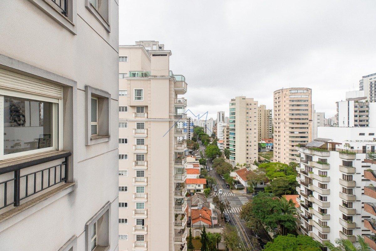 Apartamento 300m² no Planalto Paulista 4 suítes 5 vagas Alameda dos Tupiniquins São Paulo - 