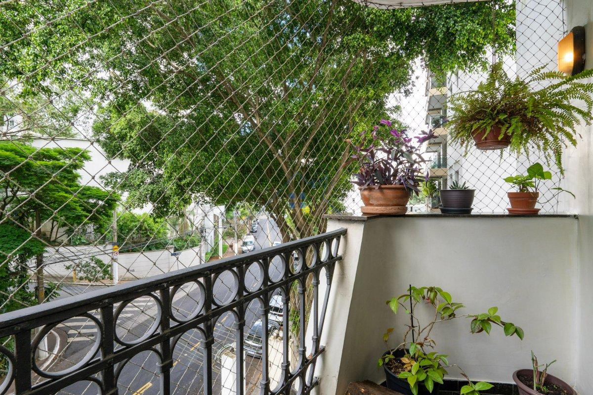 Apartamento 180m² na Vila Andrade 4 dorm 2 suítes 3 vagas Rua Charles Spencer Chaplin São Paulo - 