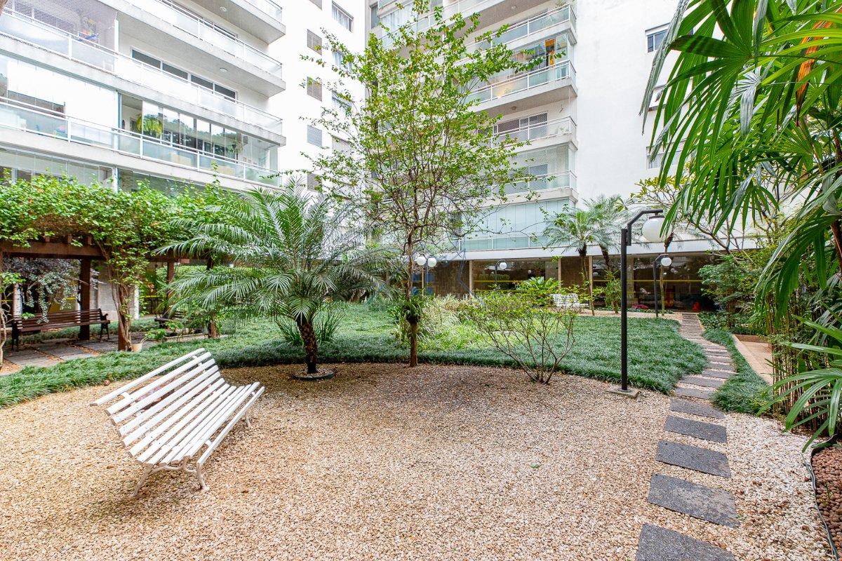 Apartamento 128m² em Moema 3 dorm 1 vaga Alameda dos Arapanés São Paulo - 