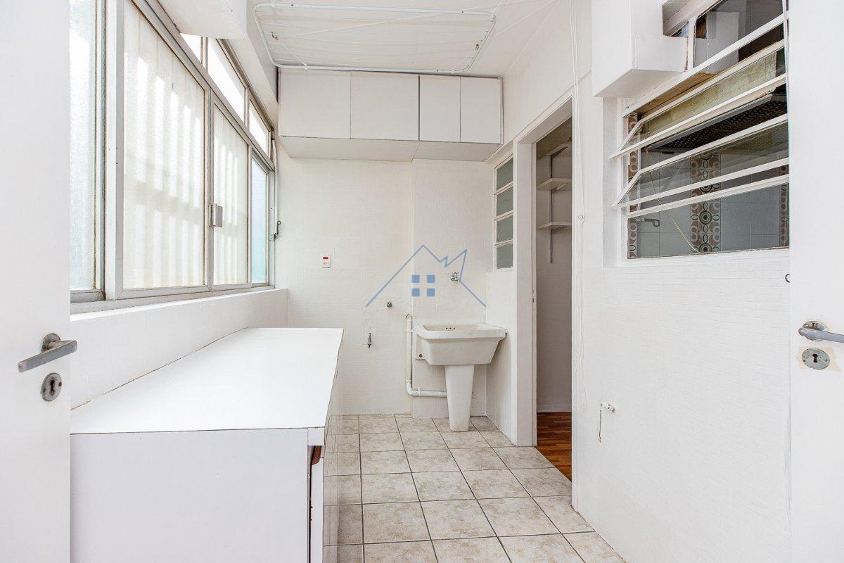 Apartamento 128m² em Moema 3 dorm 1 vaga Alameda dos Arapanés São Paulo - 