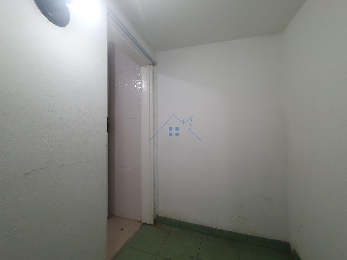 Loja Comercial Triplex no Centro Comercial de Alphaville 96m² Calçada das Anêmonas Barueri - 
